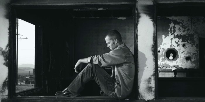 3840x2559 3022155 black and white, depressed, depression, fashion, lonely, man