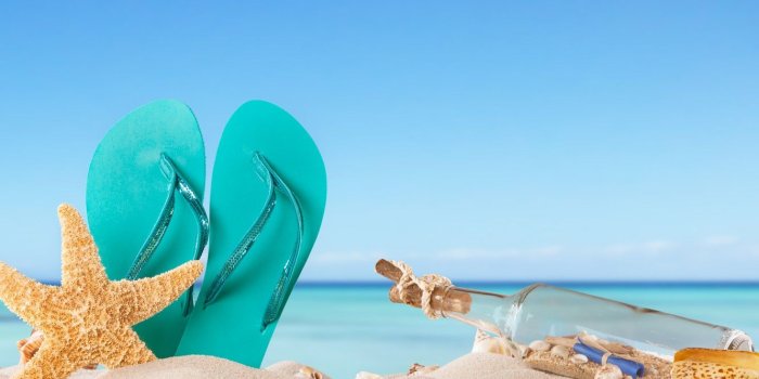 1332x850 Wallpaper sand, sea, beach, summer, the sun, bottle, shell, summer