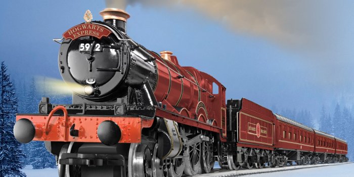 1800x1158 Harry PotterTM HogwartsTM Express O-Gauge (4-6-0 Conv. LOCO