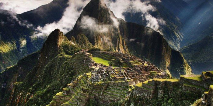 1920x1080 The ancient city of Machu Picchu in the mountains wallpapers and