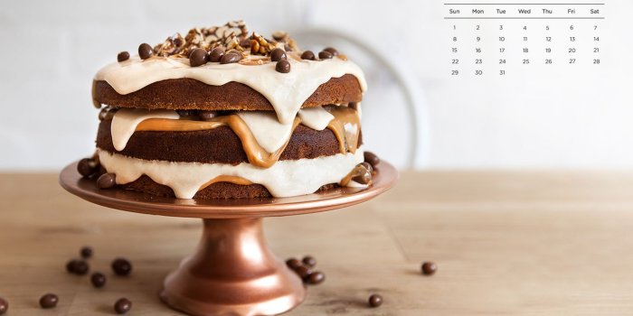 1440x900 March's free wallpaper: Peanut butter cake for your screen