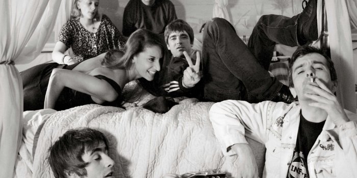 4264x3574 Definitely Maybe - The Oasis Photographs by Michael Spencer Jones