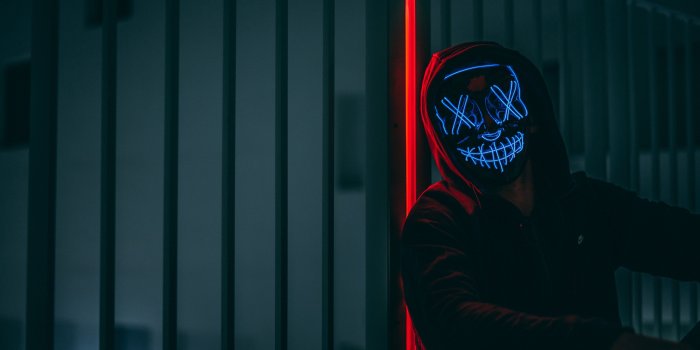 3840x2160 4K Mask Hood Neon Wallpaper - [3840x2160]