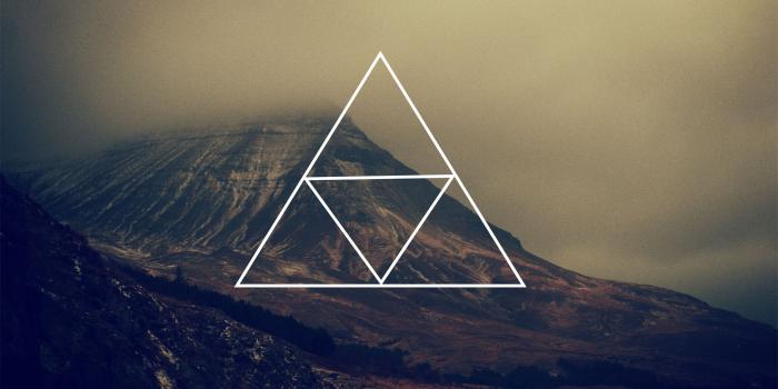 2513x1670 Triangle Wallpaper 20 - 2513 X 1670