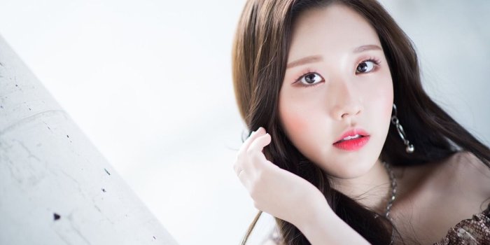 1280x853 Momoland NAVER x DISPATCH - Nayun 2019 - Momoland (모모랜드