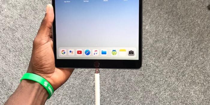 960x1280 iPad - Wallpaper for iPad Pro 10.5 | MacRumors Forums