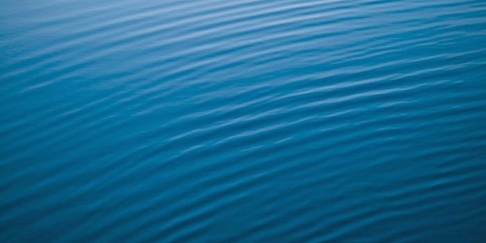 2048x2048 Water Ripples (iOS 6) | Beautiful Retina iPad Wallpapers