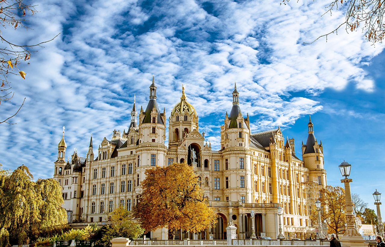 1280x820 Wallpapers Germany Schwerin Autumn Castles Sky Cities