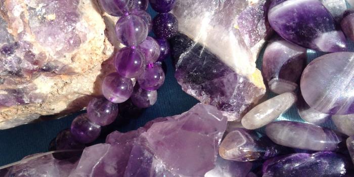 1936x2592 pink and purple geode and ornaments free image | Peakpx