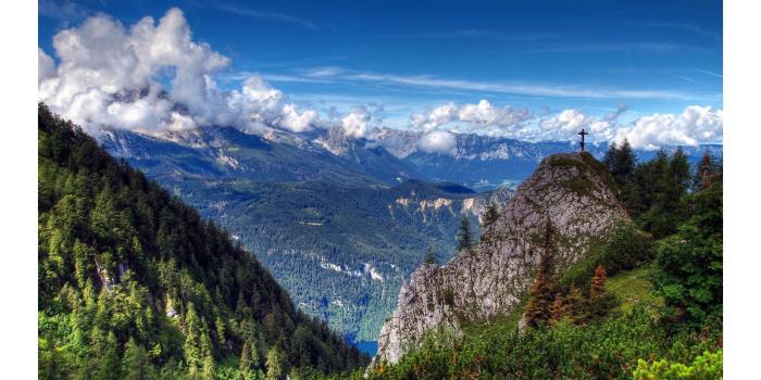 3840x2160 Tall Mountains 4K wallpaper