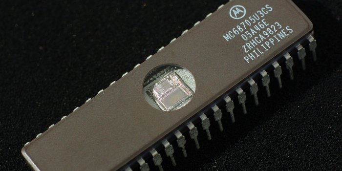 3900x2611 Motorola Microcontroller 4k Ultra HD Wallpaper | Background Image