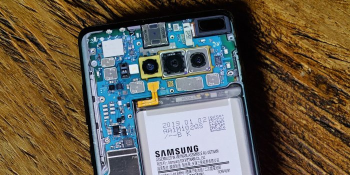 3024x1701 Samsung Galaxy S10 & S10e Teardown Wallpapers - iFixit
