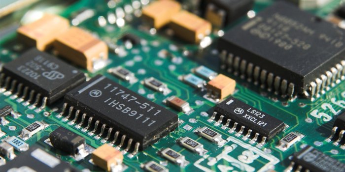 1920x1287 Circuit Board Wallpapers