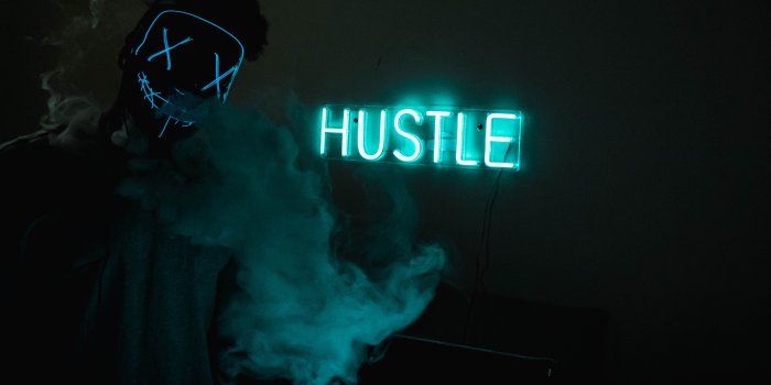 5184x3456 Hustle Led Signage · Free Stock Photo