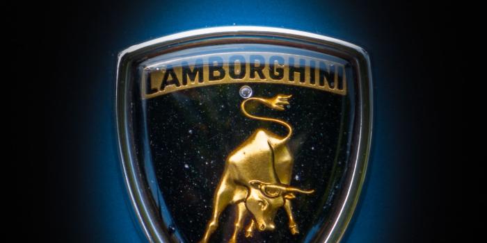 2026x3039 Lamborghini Wallpaper Images - 4K Ultra HD Screens - Free Download