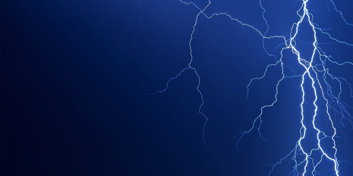 2560x1600 blue lightning wallpaper Gallery (51+ images)