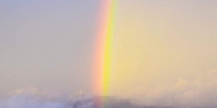 2688x2688 Wallpaper Weekends: Rainbow iPhone Wallpapers