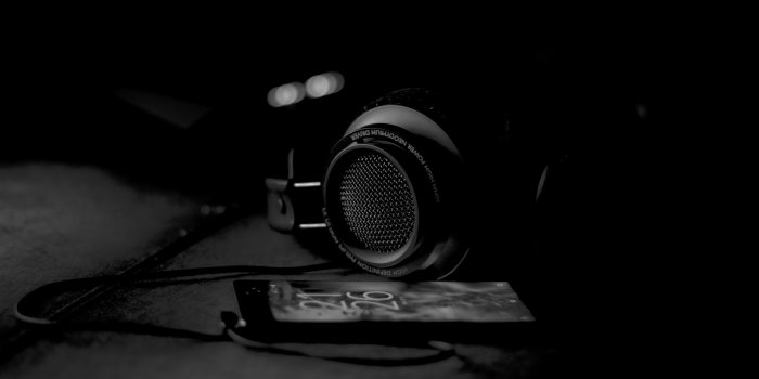 5120x3200 Headphones ❤ 4K HD Desktop Wallpaper for 4K Ultra HD TV • Wide