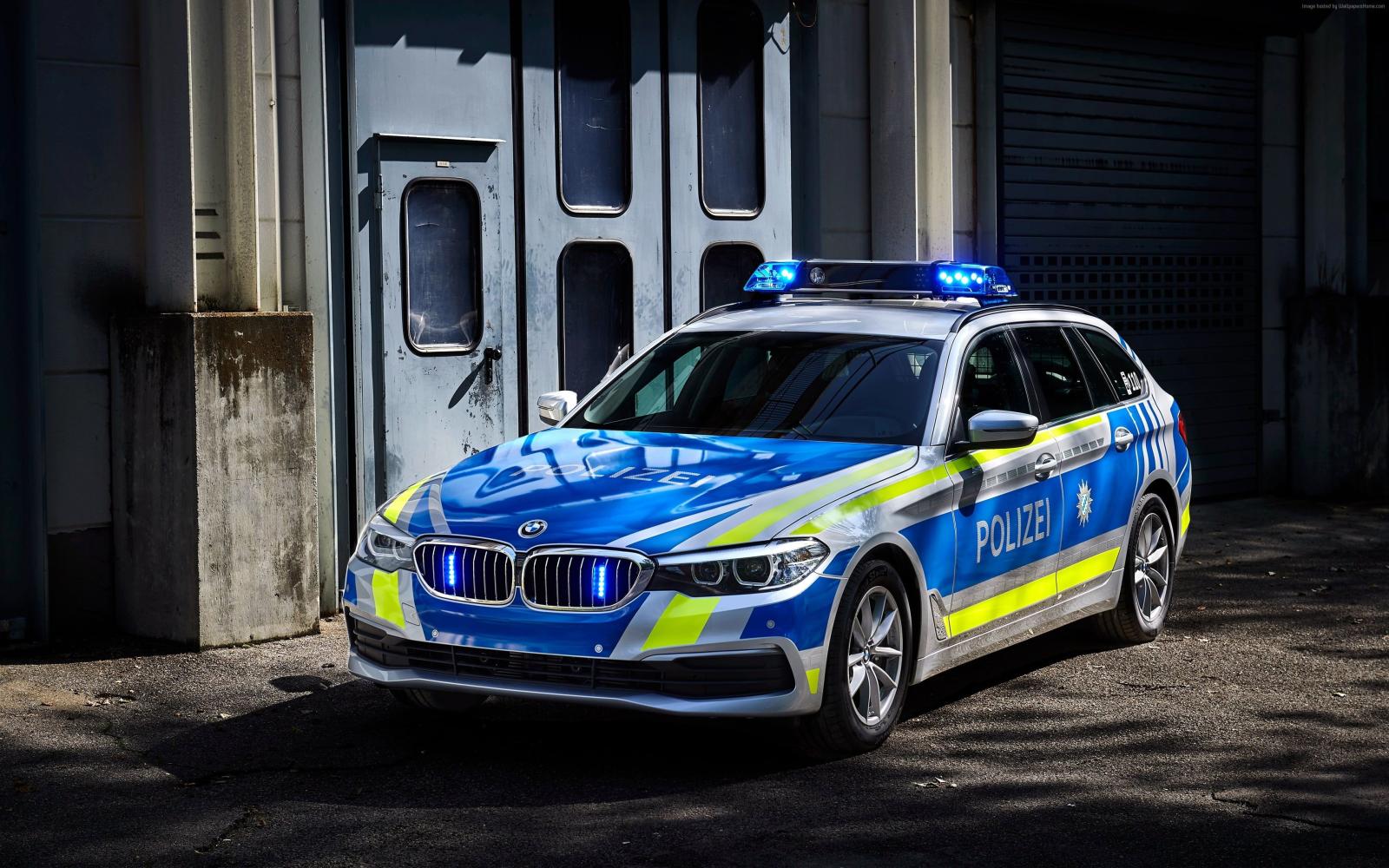 3840x2400 Blue and white BMW police car sedan HD wallpaper | Wallpaper Flare