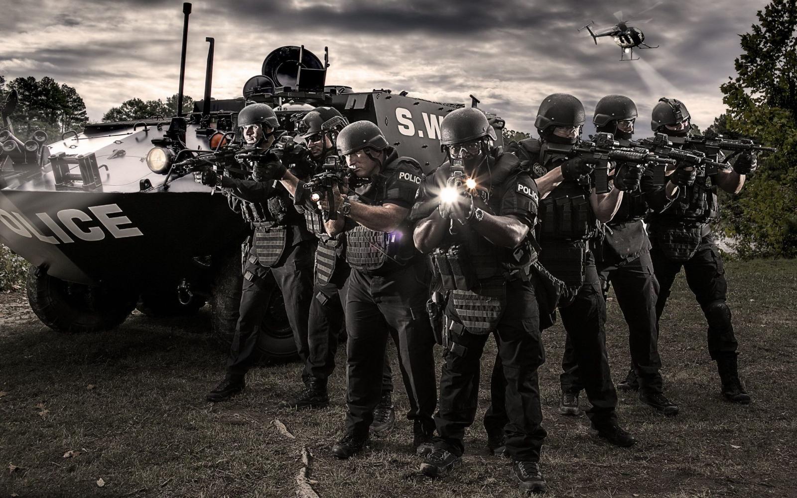 2560x1600 Free Police Wallpaper Free « Long Wallpapers | Swat in 2019 | Canvas