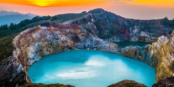 1838x1033 Windows Spotlight images arrive on WallpaperHub.app