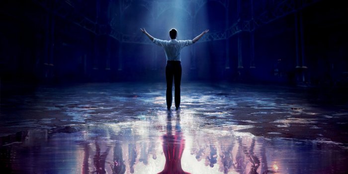 3840x2160 Man standing with spotlight HD wallpaper | Wallpaper Flare