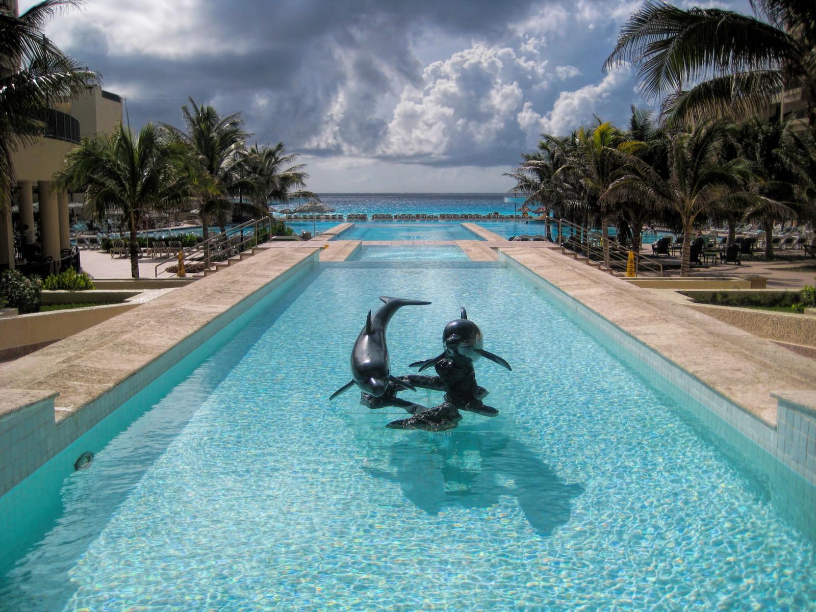 2800x2100 The Royal Sands Pool, Cancun, Mexico widescreen wallpaper | Wide