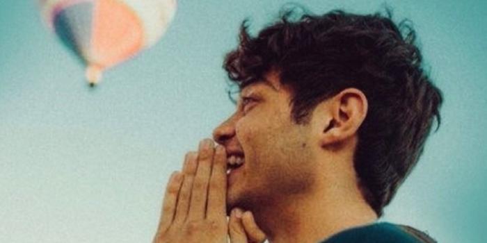 719x1280 noah centineo wallpapers | Tumblr