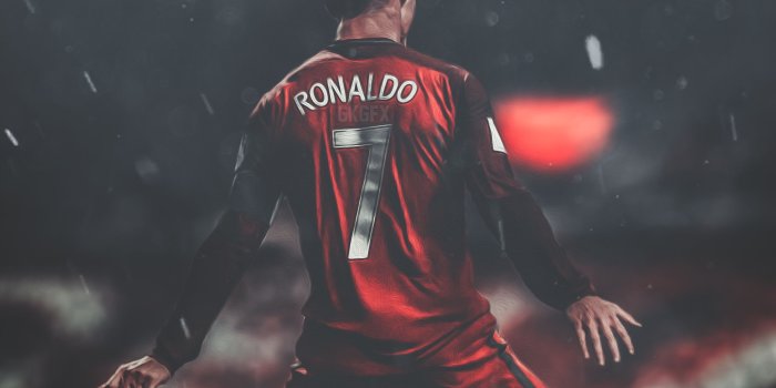 3334x6294 CR7 iPhone wallpaper | GKGFX - Album on Imgur