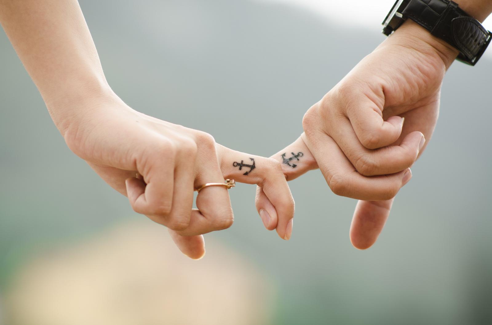 4368x2893 Together Hand in hand in love 4k Ultra HD Wallpaper | Background