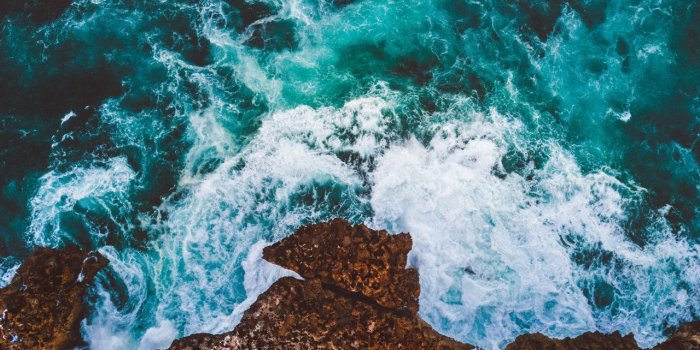 1280x720 Wallpaper Cliff, Waves, Sea, Ocean, Coast, Aerial view, 4K, Nature