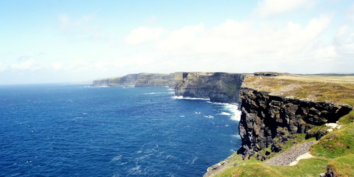 2560x1600 Beach Cliff Wallpaper #6912488