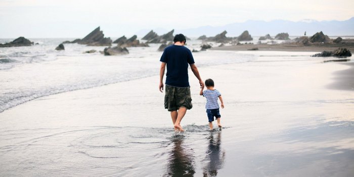 1920x1200 Father and son are walking on the water wallpapers and images