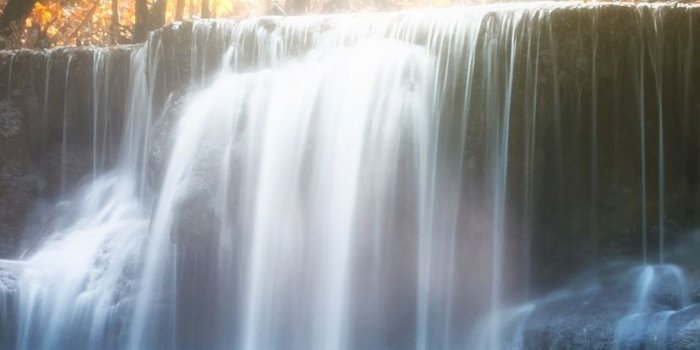 828x1792 True Nature Green Waterfall Wallpaper iPhone Xr 7 | Grab iPhone