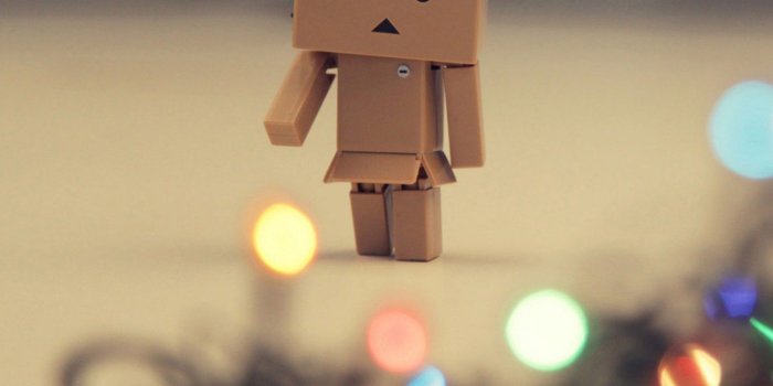 1440x1280 Sad Boxman Lock Screen 1440x1280 Samsung Galaxy S3 Wallpaper