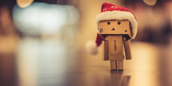 1332x850 Wallpaper mood, holiday, box, man images for desktop, section