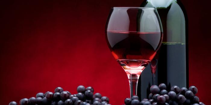 2880x1800 Wine Bottle Wallpapers