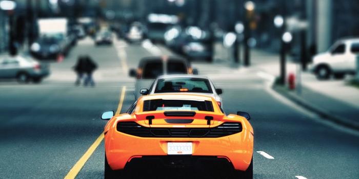 1920x1280 McLaren MP4-12C