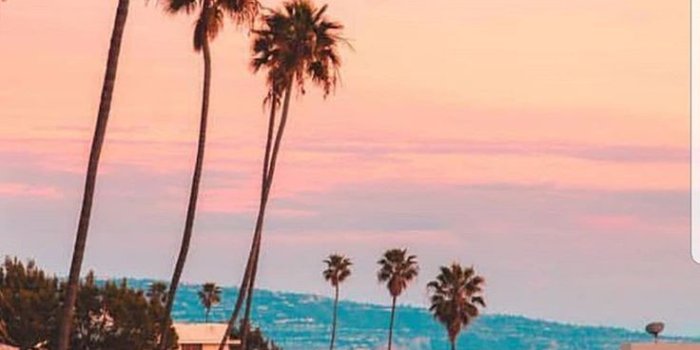 736x1414 happy - - #backgrounds | Skyline in 2019 | Summer wallpaper, Unique