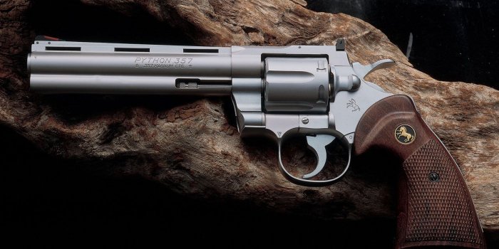 1280x1024 Miltary-Wallpapers|Guns-hd-Wallpaper: Revolver Wallpapers 2011
