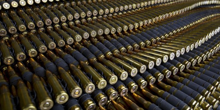 2560x1600 1406783 free wallpaper and screensavers for bullet | Weapons