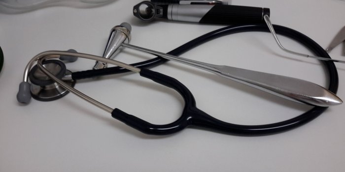 3264x1836 Doctor Stethoscope Free Wallpaper & Backgrounds - Larutadelsorigens
