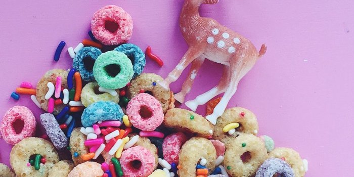 893x1592 OMG! Downloadable Phone Wallpapers!