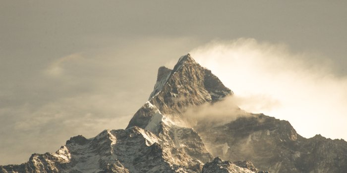 5472x3648 Fog Covered Mountain Wallpaper · Free Stock Photo