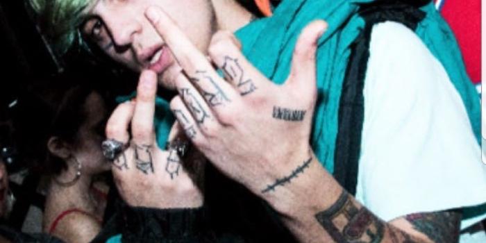 1080x2220 C.R.O fondo de pantalla | Trap en 2019 | Fondo pantalla celular