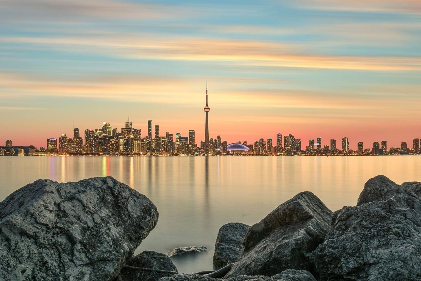 2048x1367 2937201 toronto long exposure water building city sunset rock canada