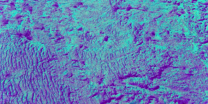 3840x2160 Neon - Glitch Art Made With Audacity 4K wallpaper