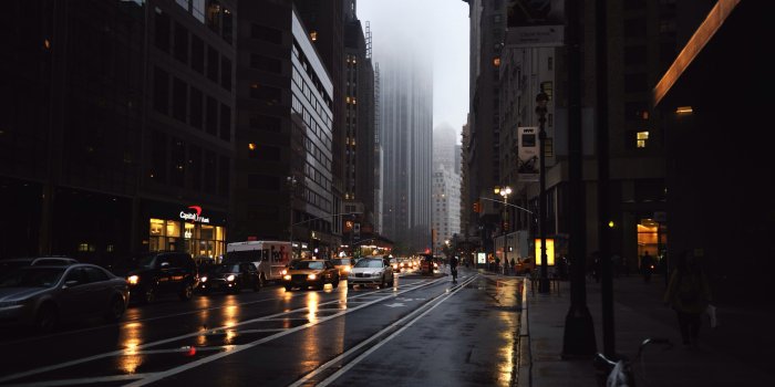 3840x2160 2982448 3840x2160 urban street traffic wallpaper and background JPG