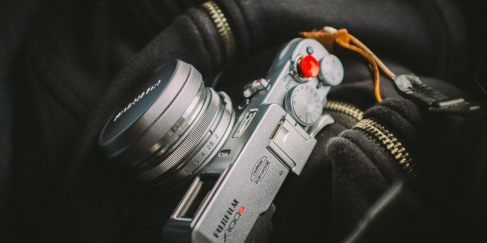1200x800 gray fujifilm slr camera free image | Peakpx