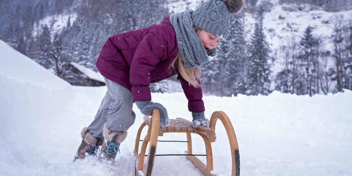 6016x4016 brown snow sled free image | Peakpx